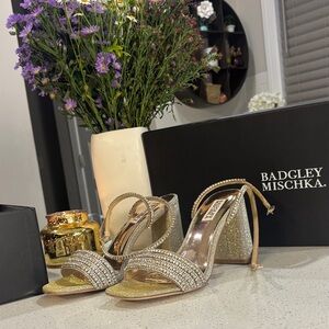 Badgley Mischka Glittering Gold and silver Heels